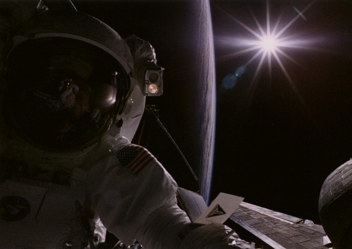 sunview_sts82_c1.jpg